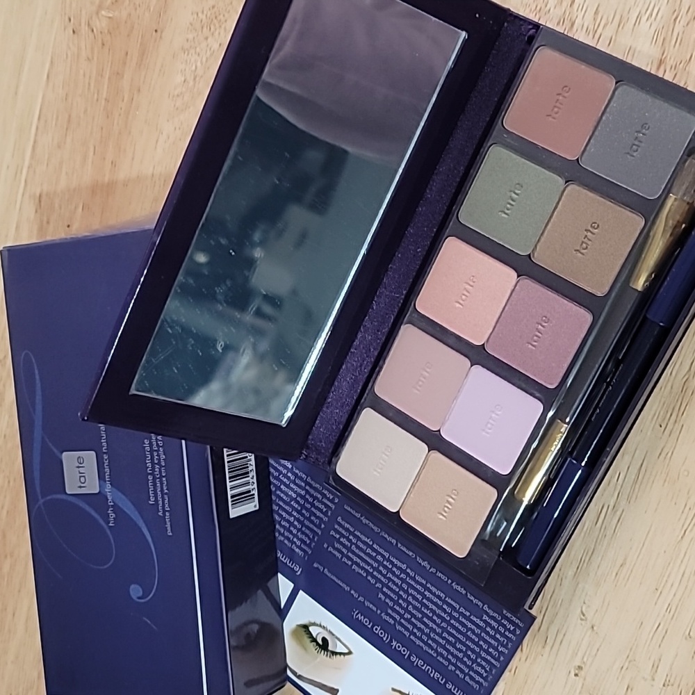 Tarte Amazonian clay eyeshadow palette Femme naturale
